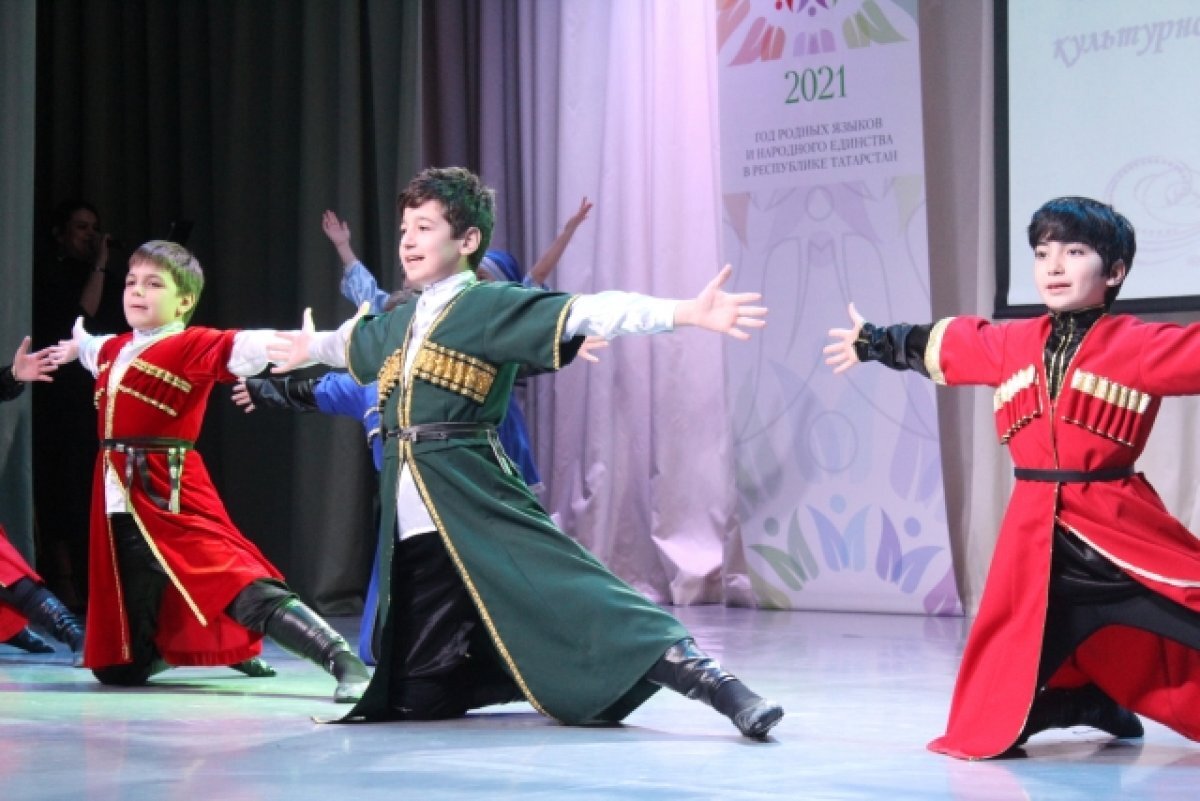    Уроки диджеинга и еще 9 проектов по сохранению родных языков поддержат в РТ