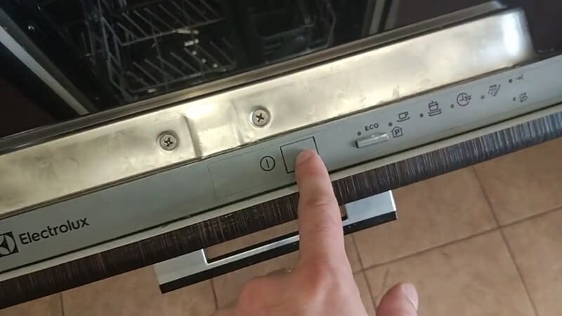 посудомоечная машина выдает ошибку