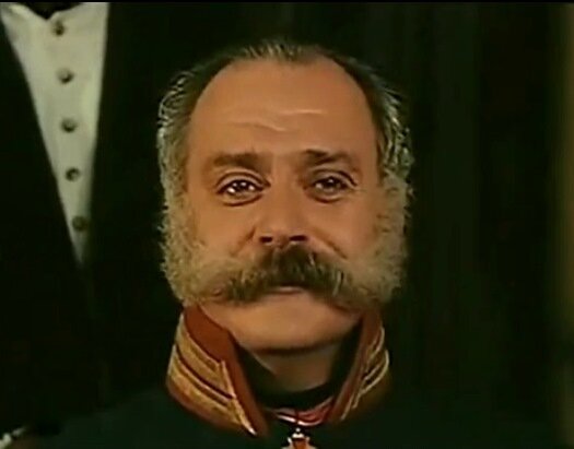 Многие посчитали присутствие Михалкова в фильме неуместным. Но сыграл он хорошо