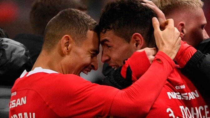  Победу «красно-белым» принесли три гола во втором тайме, которыми отметились нападающие Понсе и Ларссон.© Фото: Алексей Филиппов, РИА Новости