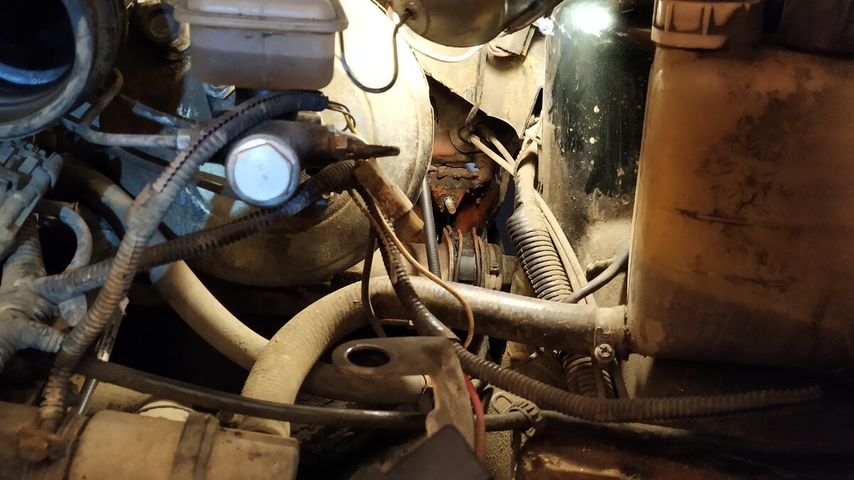 Виз с моторного отсека