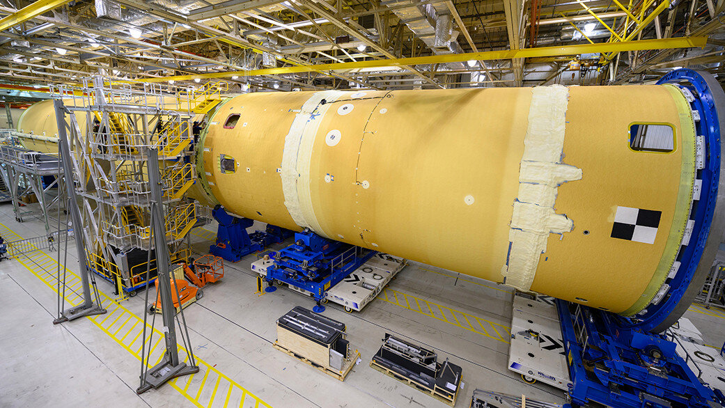 Конкуренты не дремлют. Boeing строит свою сверхтяжелую SLS для лунной программы