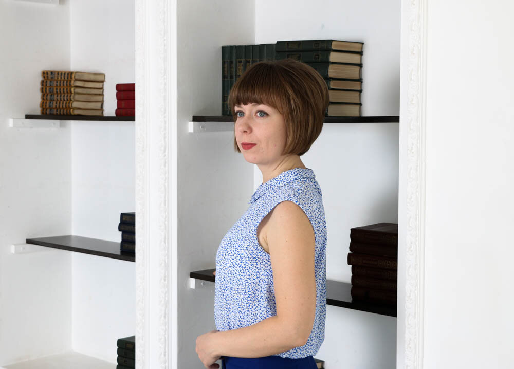 На фото автор канала.