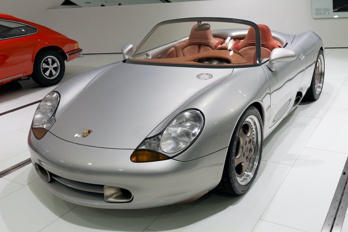Porsche Boxster концепт 1993 года, представленный на автошоу в Детройте