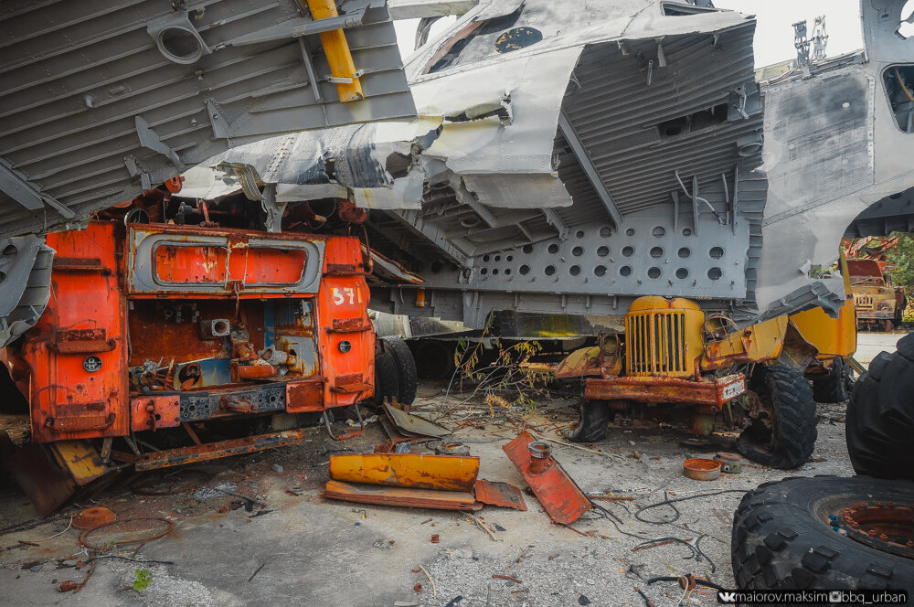Что осталось от Чернобыльских Ми-6 и Ми-24 «Крокодил» на радиоактивной свалке?
