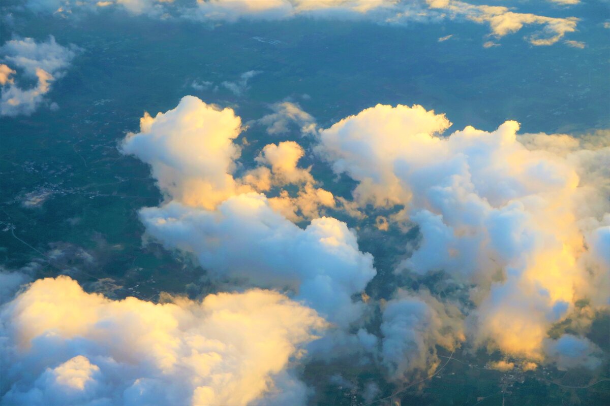 pixabay.com/ru/photos/облако-облака-небо-природа-закат-3925750/