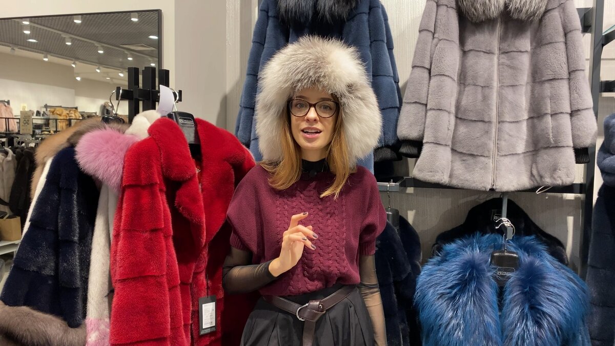 Стилист Ана Гамин в магазине Снежная Королева (ТЦ МЕГА-Химки)