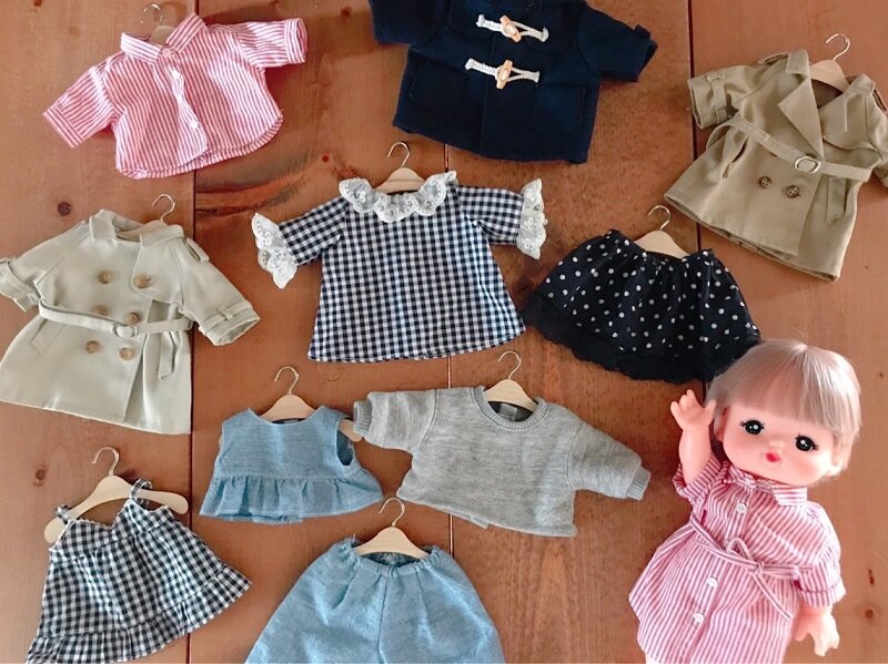 У куклы Милая Мелл - огромный гардероб!