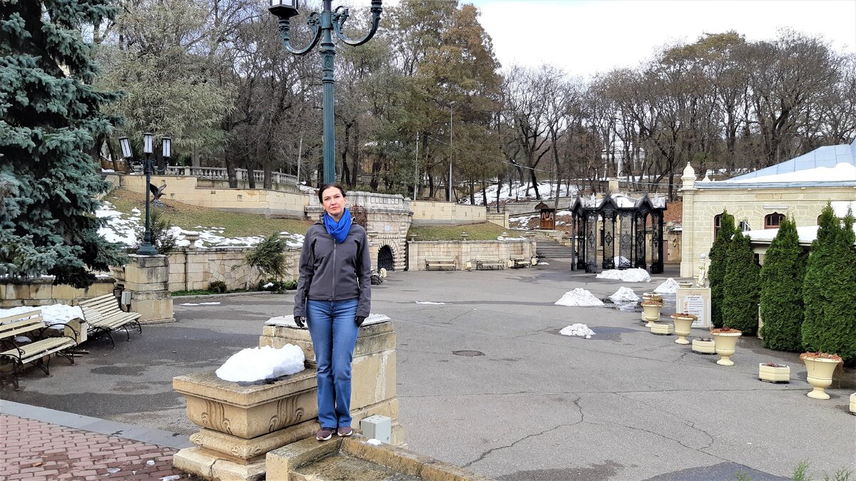 Ессентукская время. Ессентуки в апреле. Театральная площадь Ессентуки. Железноводск в апреле. Камеры Ессентуки.