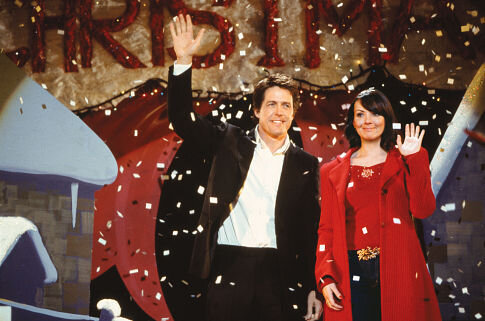 Хью Грант и Мартин Маккатчин в кадре из фильма Love Actually... (2003)