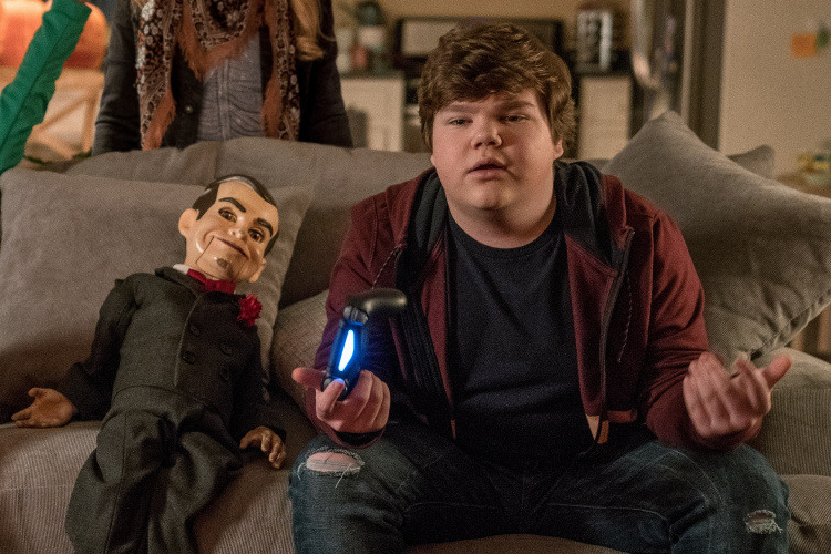 Джереми Рэй Тейлор в фильме «Ужастики 2: Беспокойный Хэллоуин» (2018)