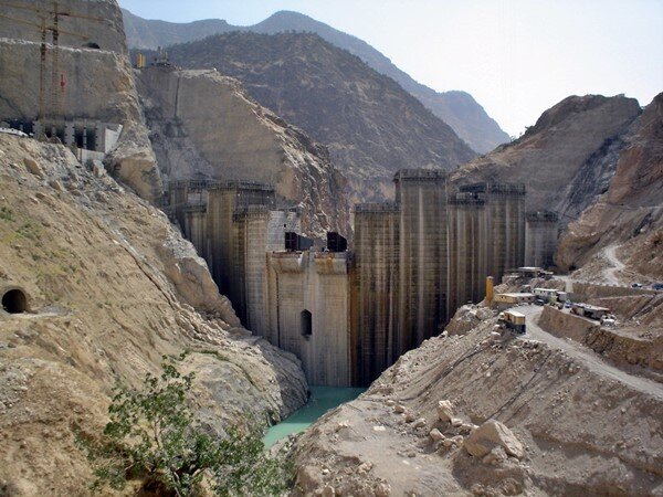 http://www.orangesmile.com/extreme/ru/impressive-dams/karun-4-dam.htm#object-gallery