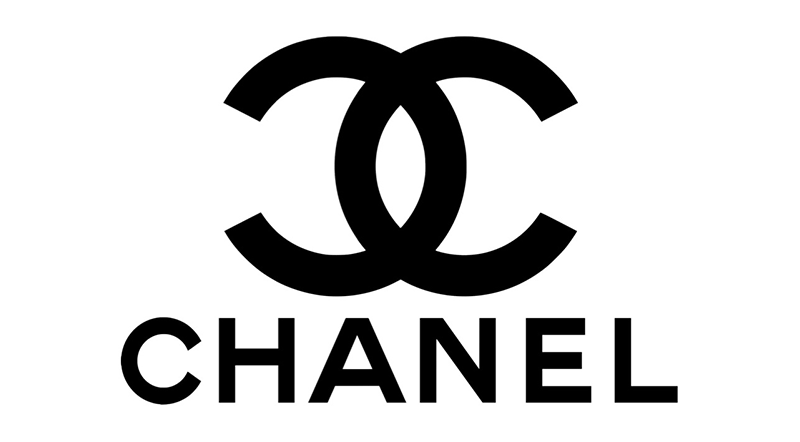 Компания занимается продажей одежды, косметики, парфюмерии, часов и прочего. Ей принадлежит 310 бутиков по всему миру.