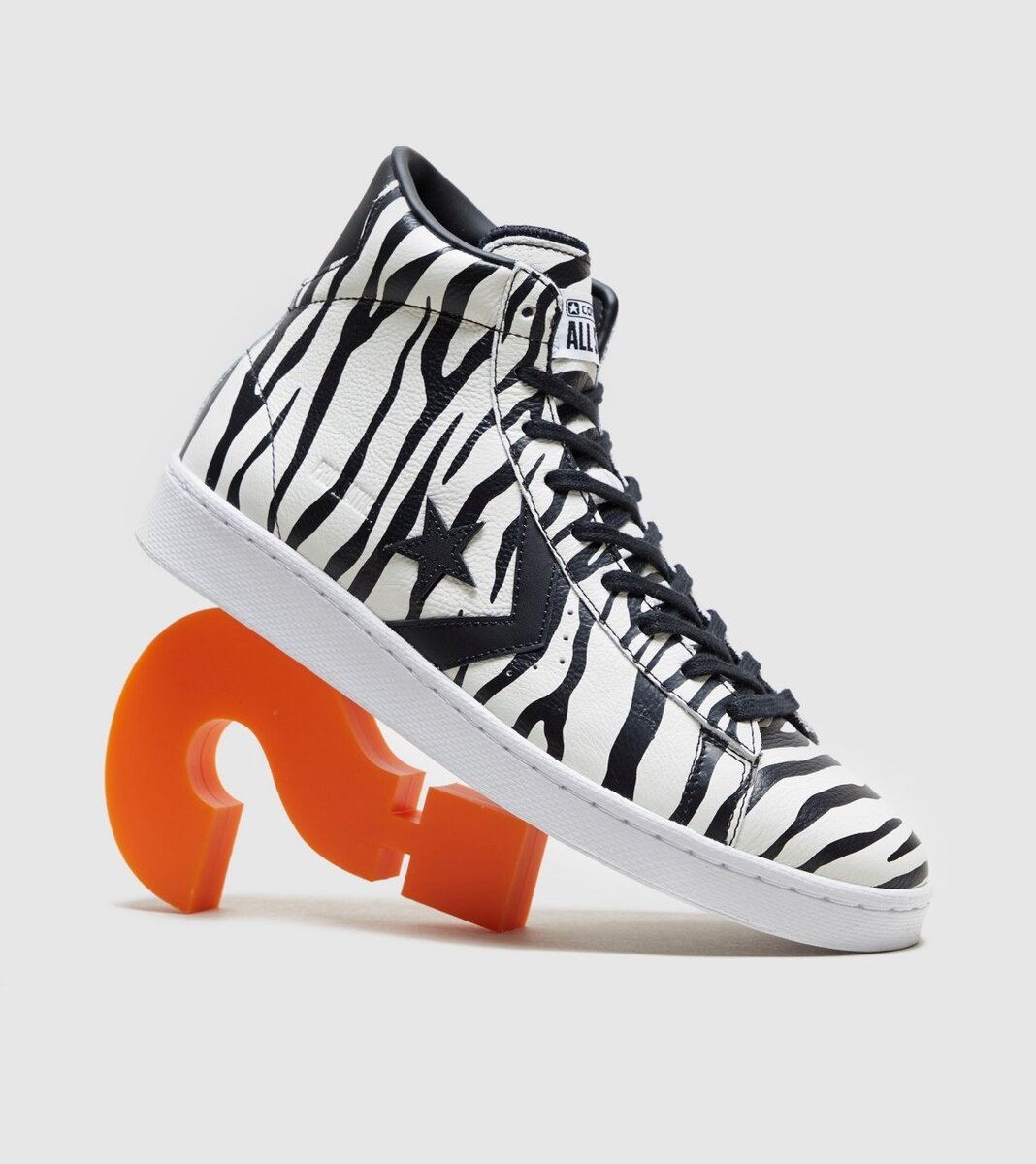 Converse Pro Leather Hi 'Zebra'старая цена: 6890 asos.comновая цена: 3790 https://fas.st/GJhBDRразмеры: EU 38, 39-40, 41,5, 42,5, 45