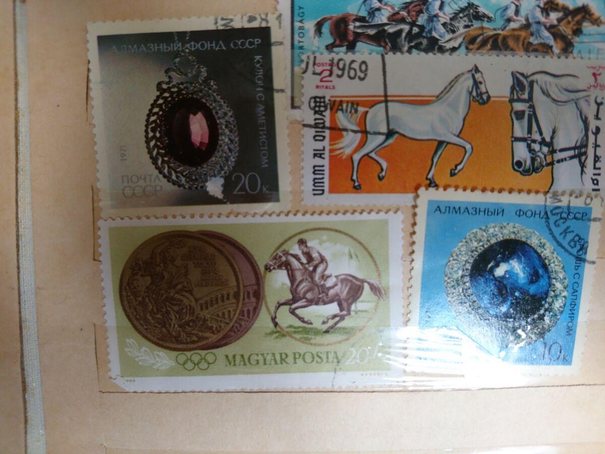 "алмазный фонд" - любимые картинки из детства. любоваться не надоедало)))