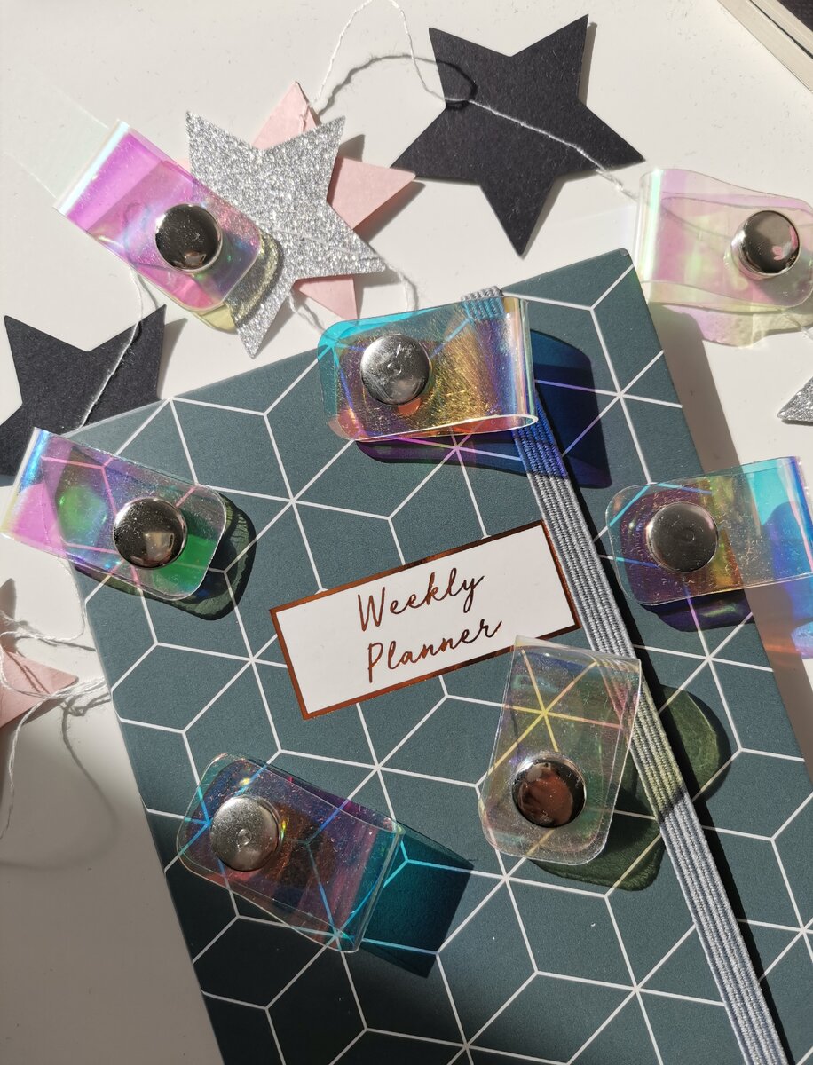 Ежедневник и клипсы для проводов