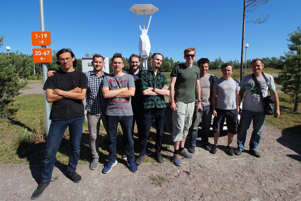 Наша команда  и сами владельцы лифов