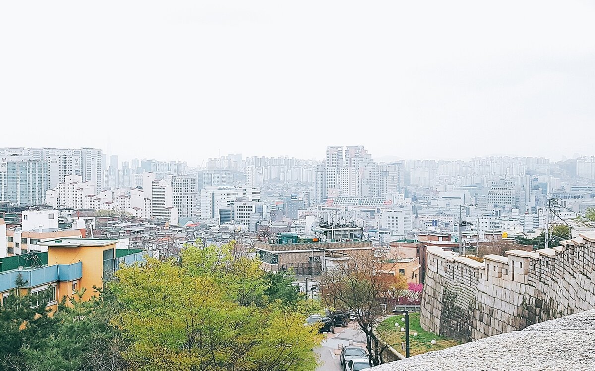 Looking korea. Канджин город в Корее. Ангщин-Дон (창신동), Сеул.. Токсан город Корея. Сеул где снимали дорамы.