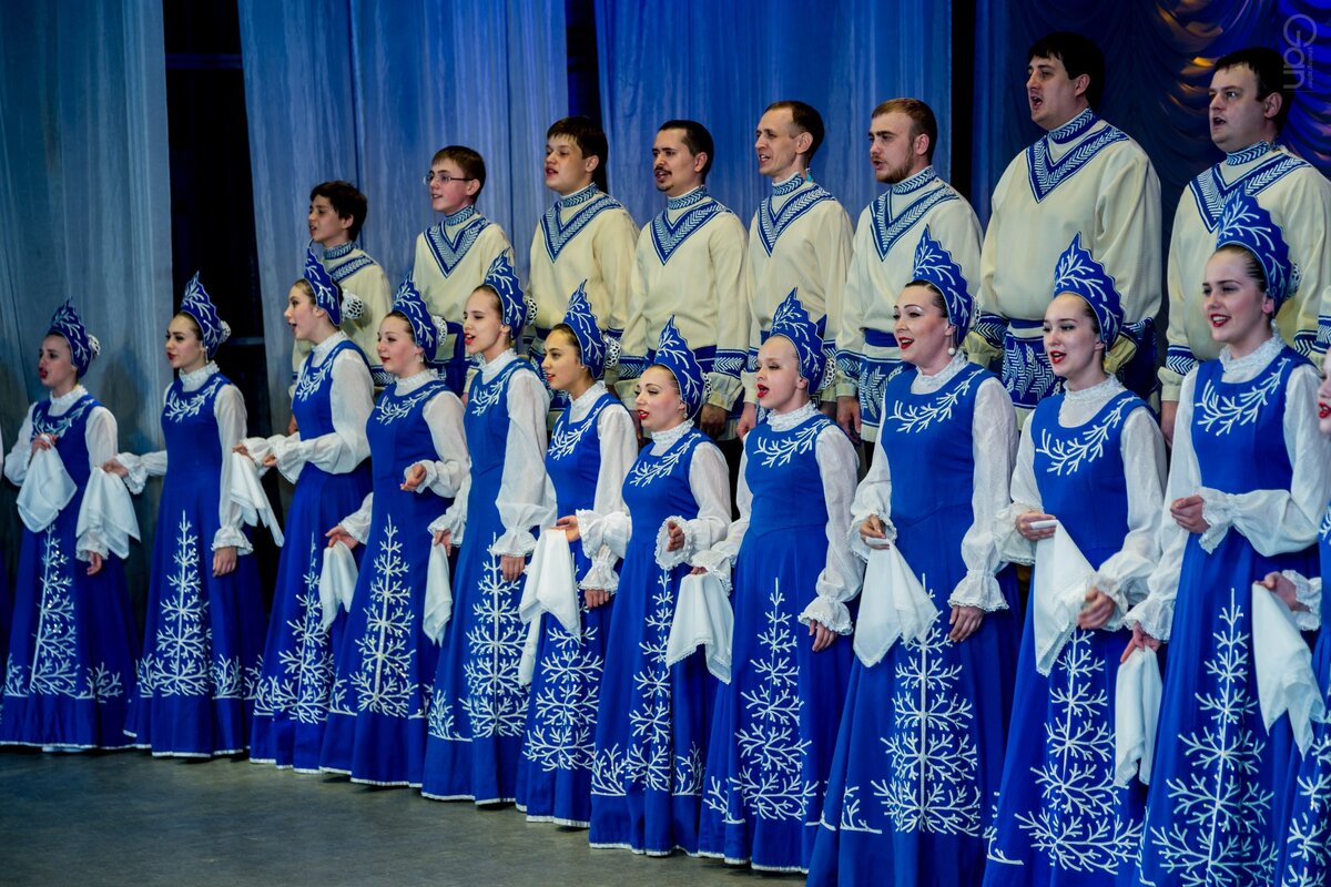 Молодежный хор русской песни "Сибиряночка"