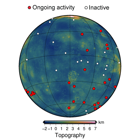 На этой глобальной карте Венеры активные зоны показаны красным цветом, а неактивные -- белым.