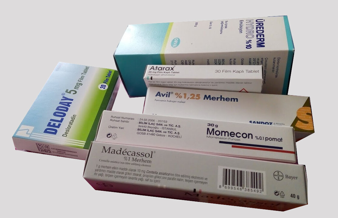 Вот этот наборчик стоит всего 1,5 лиры (по страховке), а если на российские рубли по полной цене - то около 800 рублей за все. В России один тюбик Madecassol - от 1900 рублей