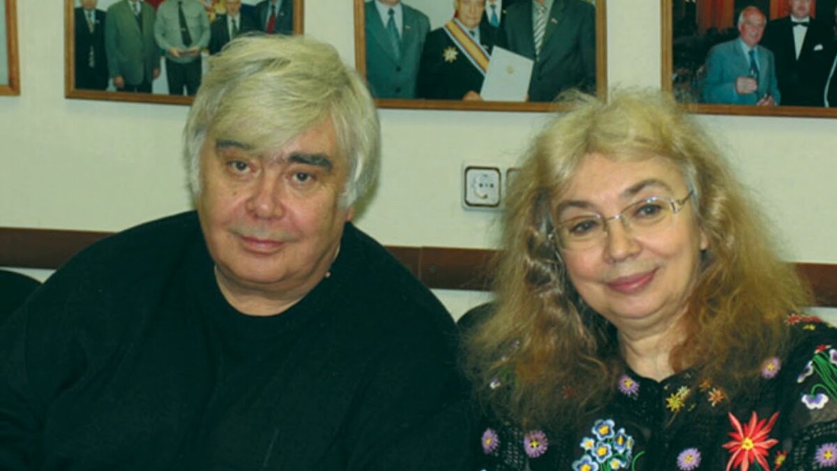 Днепров жена. Днепров жена. Днепров жена. Фото анатолия днепрова. Днепров жена.