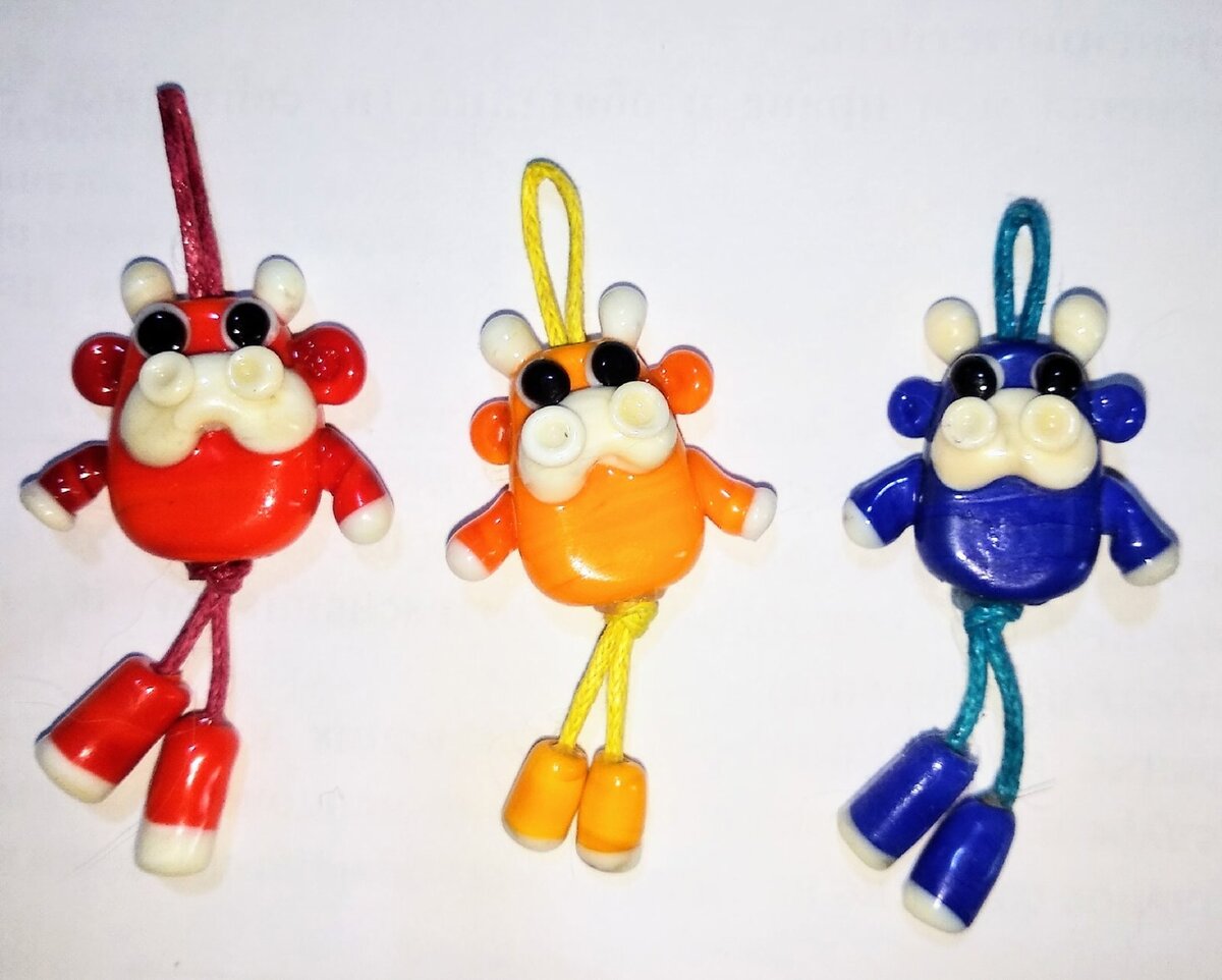 Бычки - символы 2021 года. Листайте галерею.