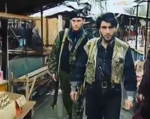 Рейд по рынку. Скоро бутылки "Столичной" полетят на асфальт