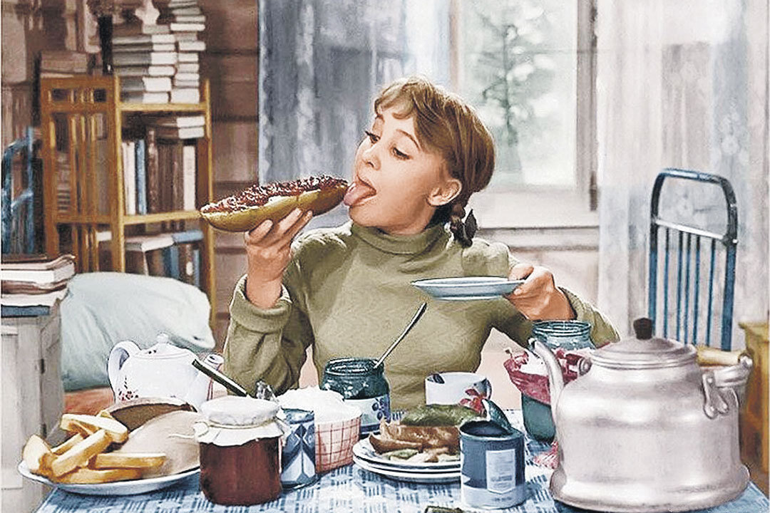 Чаепитие со сладостями