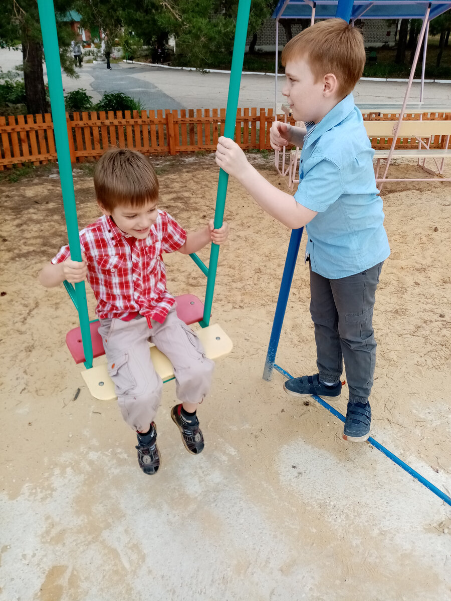 Серафим Ванюшу катает