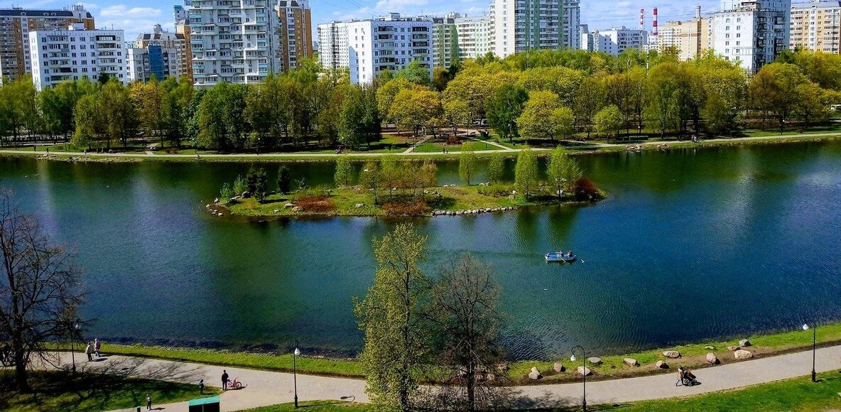 Ангарские пруды. Парк Ангарские пруды. Парк Ангарские пруды амфитеатр. Ангарские пруды Москва. Большой Ангарский пруд в парке «Ангарские пруды».