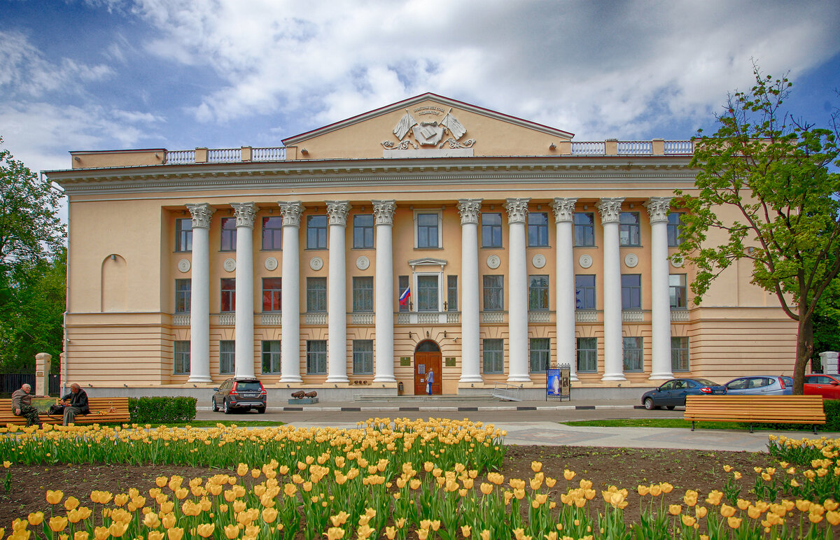 Культура города курган. Тамбовский областной краеведческий музей Тамбов. Краеведческий музей Тамбов. Тамбов областной краеведческий музей. Краеведческий музей города Тамбова.