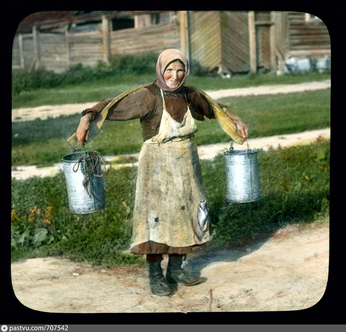 Фото из б/п источника, указанного под фотографией.