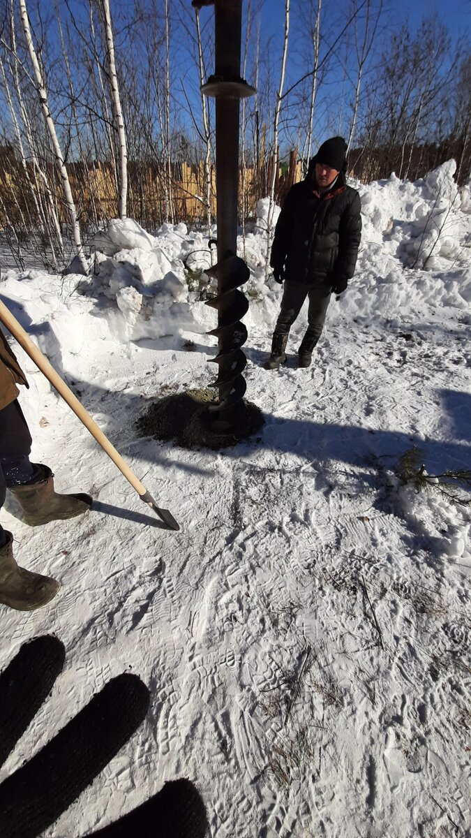 Бурят под сваи