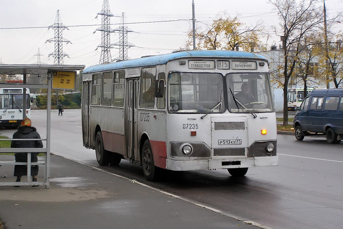 Гаражный номер автобуса. ЛИАЗ 677 Москва. Автобус ЛИАЗ 677 Мосгортранс. ЛИАЗ 677 3938. ЛИАЗ 677 15 Автобусный парк.