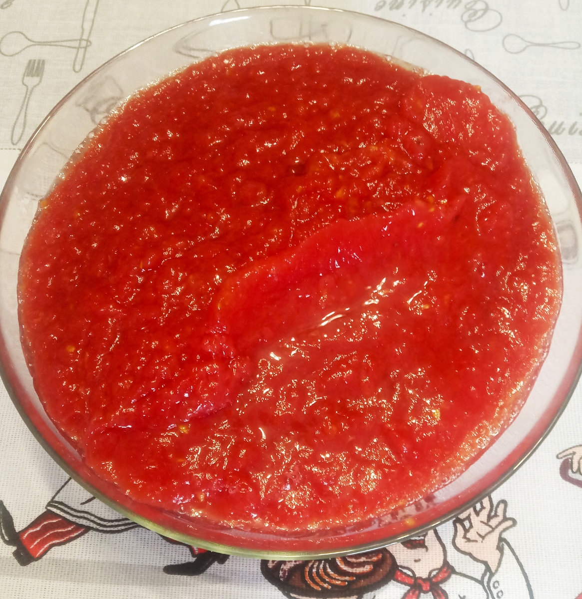 Добрый день, дорогие друзья! Сегодня хочу предложить Вам рецепт заготовки на зиму из болгарского перца с томатами. Ингредиенты: Перец болгарский - 2,5 кг., Помидоры - 1,5 кг.
