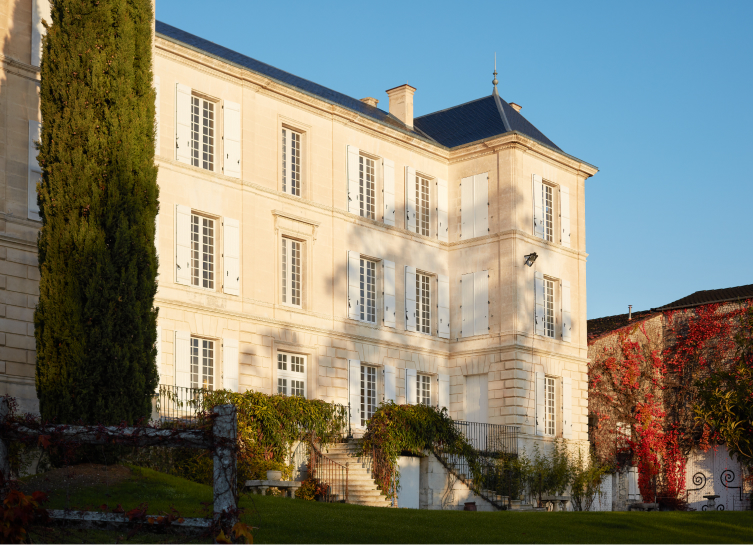 Поместье Франсиса Абекасиса. Фото из открытых источников в интернете