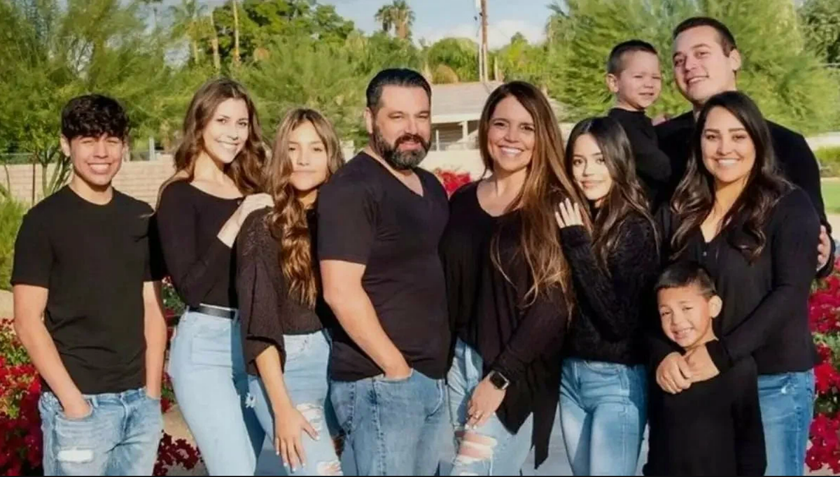 Семейное фото.