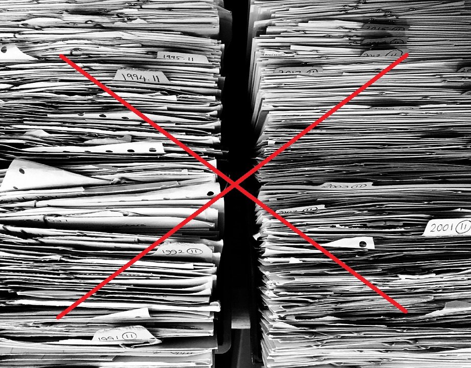 Всем привет, я Ксения. Работаю в престижной организации. Уровень моего дохода выше среднего по городу. И в целом на материальное положение не жалуюсь. 