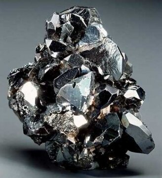 Поможет настроиться на нужный образ.