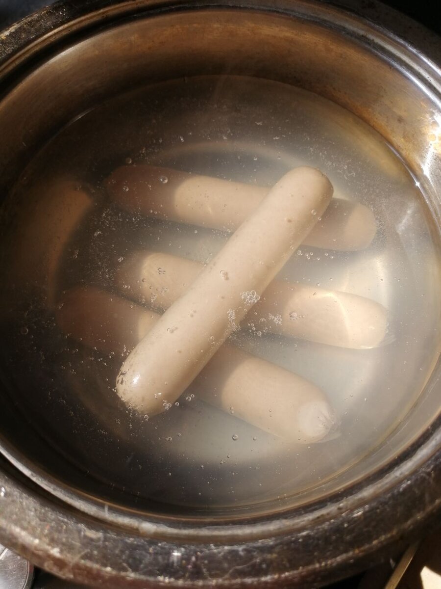 Сосиски варим 3 минуты