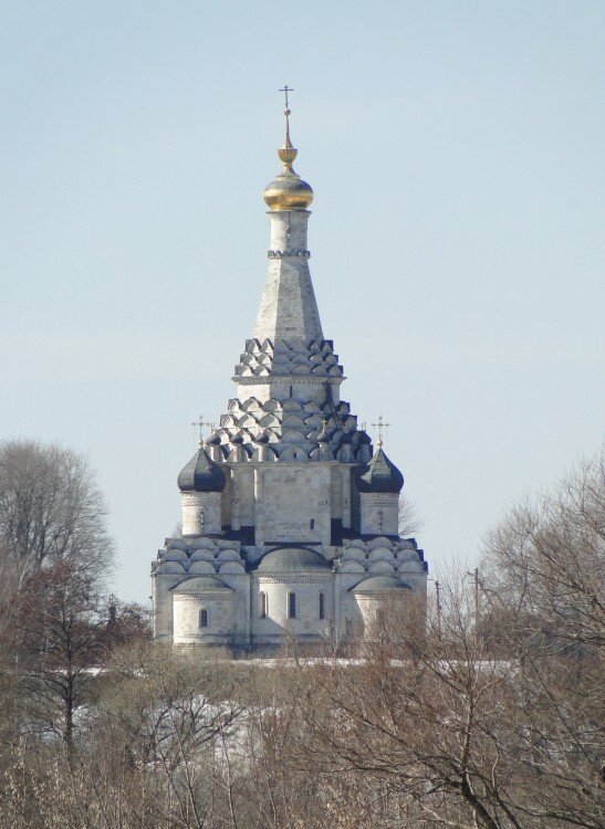 Церковь в селе остров