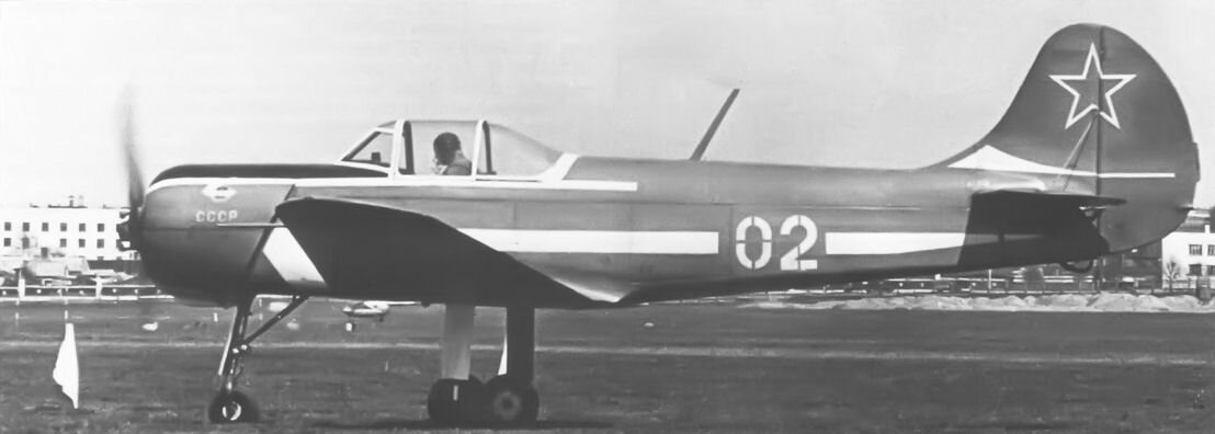 Учебный самолет як 18. Магазин гш 18. Самолет як 18а. П г а 18. Адмирал а.