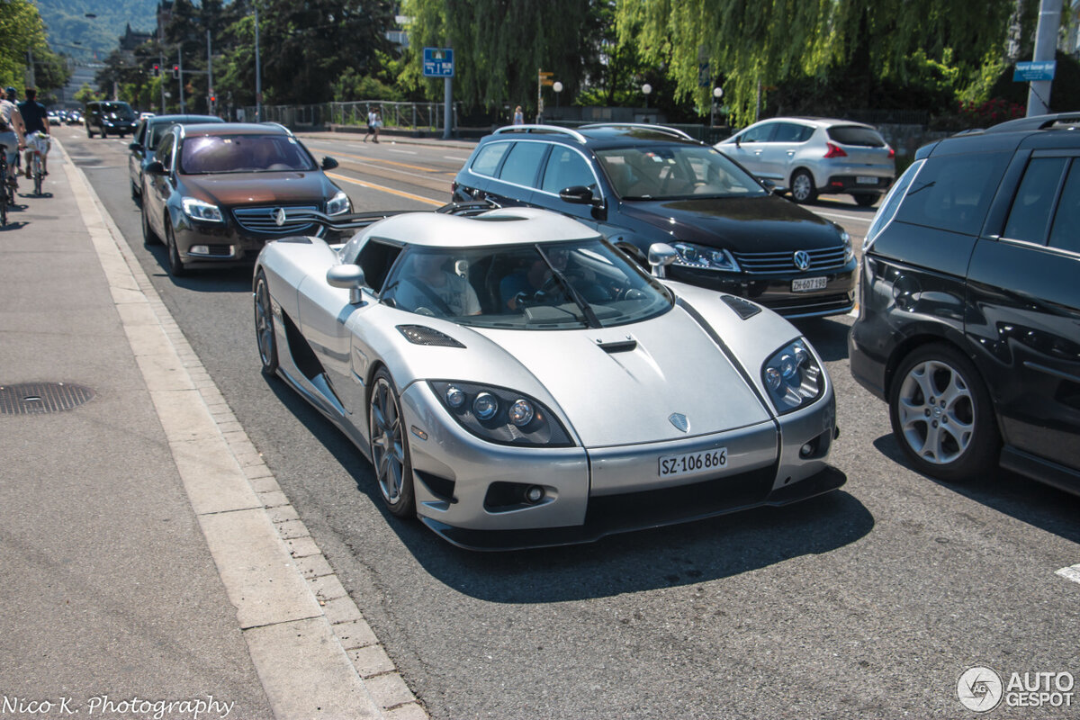Машина Koenigsegg CCXR Trevita