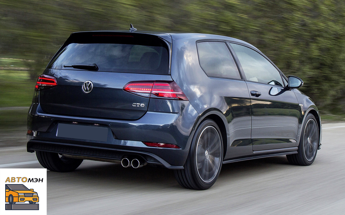 Да, по дизайн претензий нет. Красив как спереди, так и сзади! 