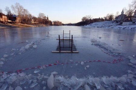81 купель из них расположится на открытых водоемах, об этом сообщили в татарстанском управление МЧС. 