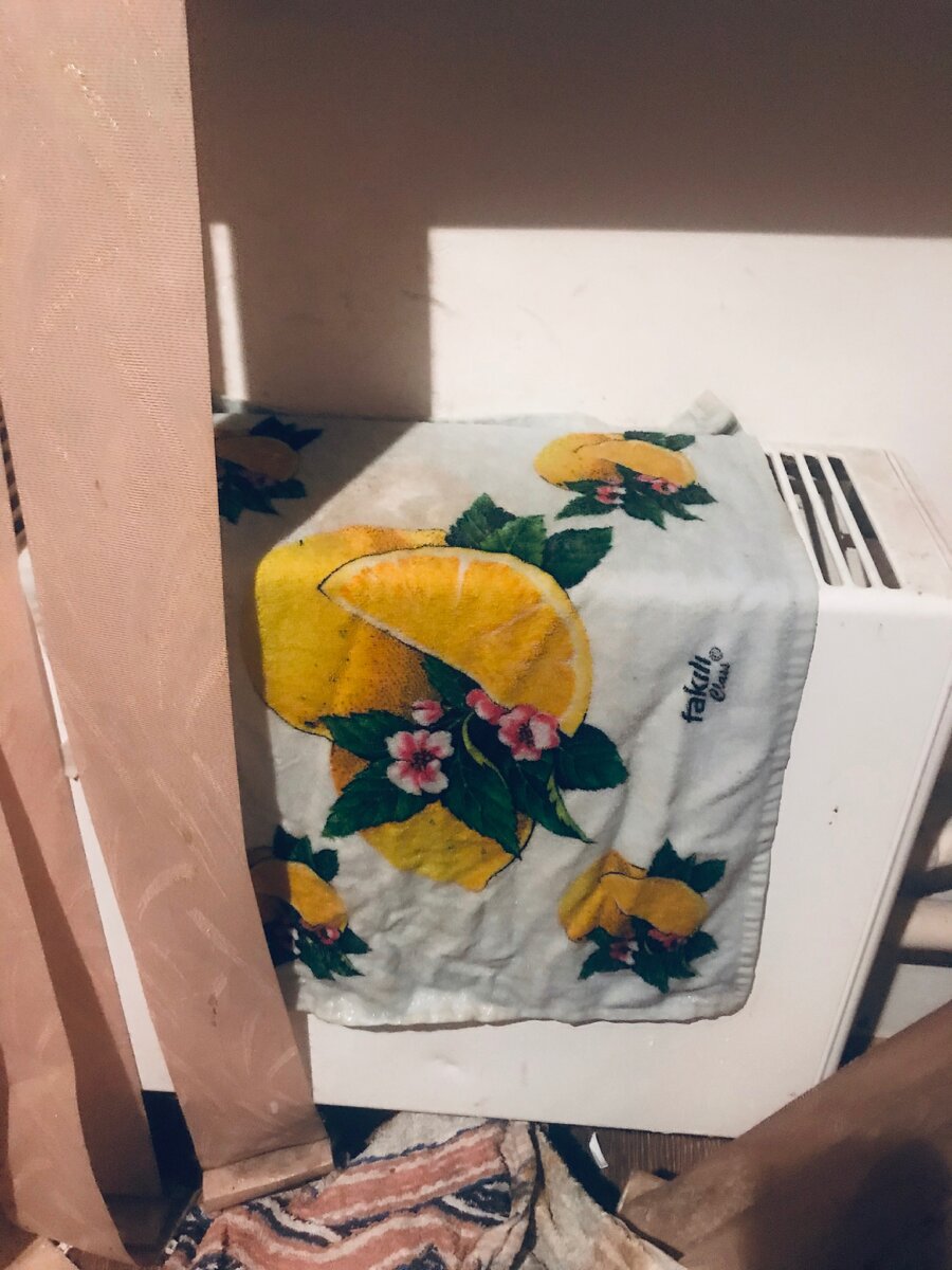 Полотенце мокрое на батарею для увлажнения воздуха 