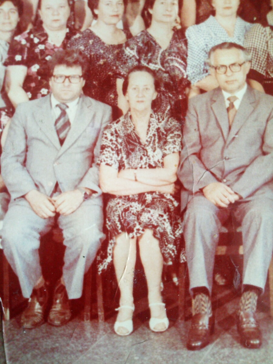 Вот такой мне запомнилась бабушка