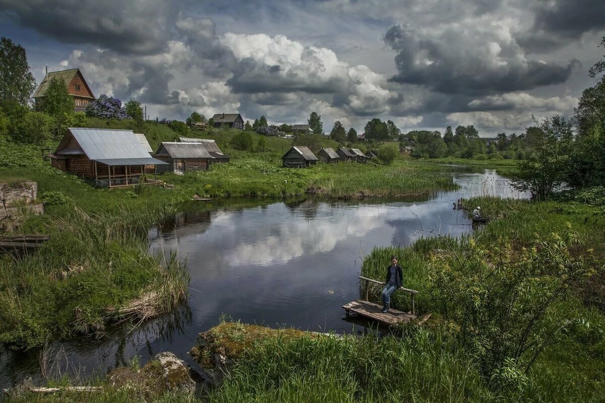 Река Вышний Пенская деревушка. Деревня Щиброво. Деревня Хутор село. Деревня на берегу реки.