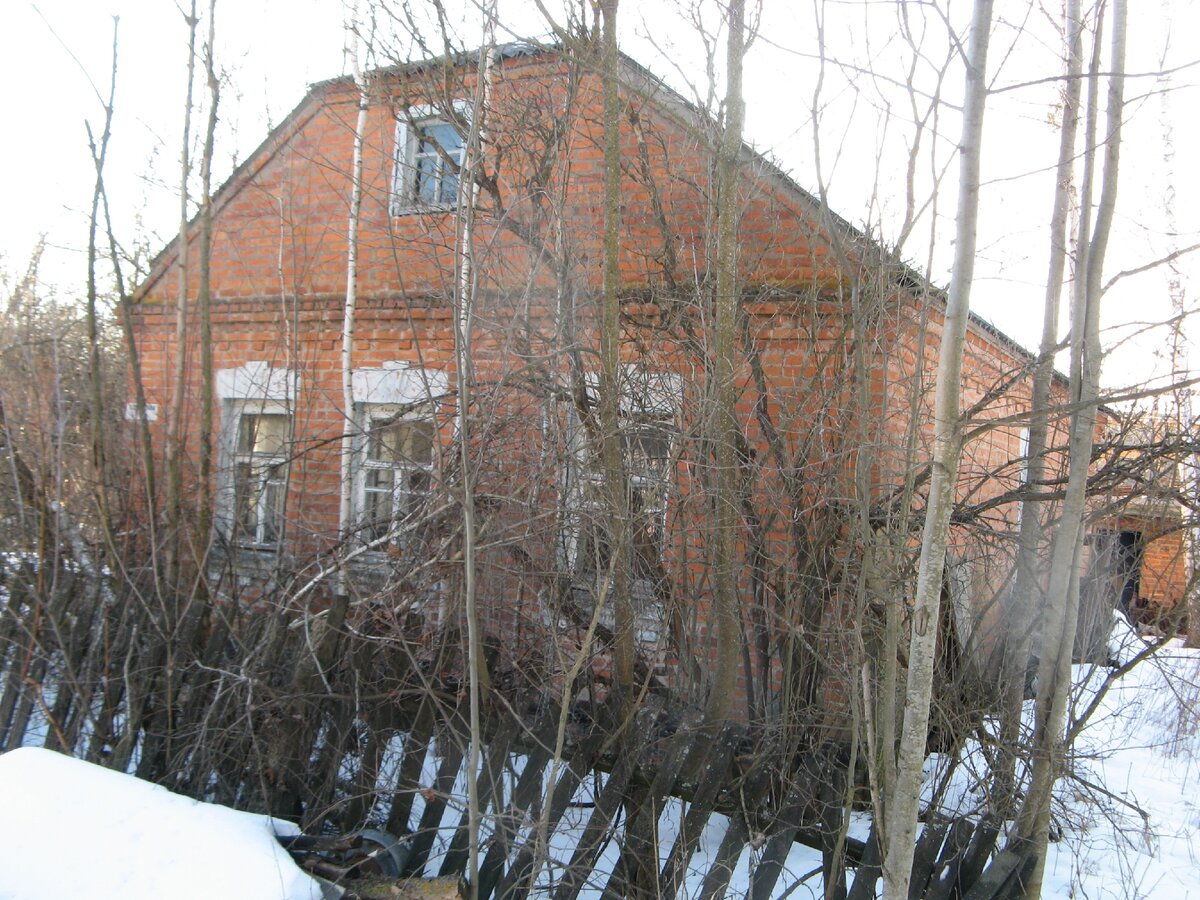 Городок Полесское в Чернобыльской зоне. Несмотря на радиацию, здесь жили до 1998 года